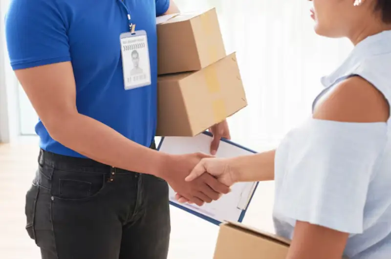 Global logistics and worldwide delivery network