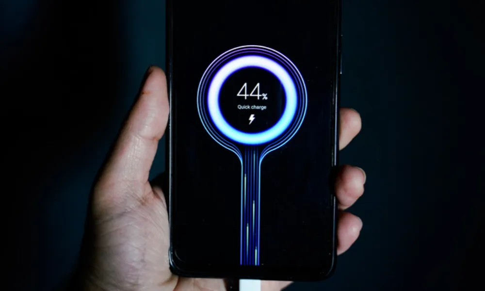 What is Fast Charging Tech? Key Benefits & Practical Use Cases