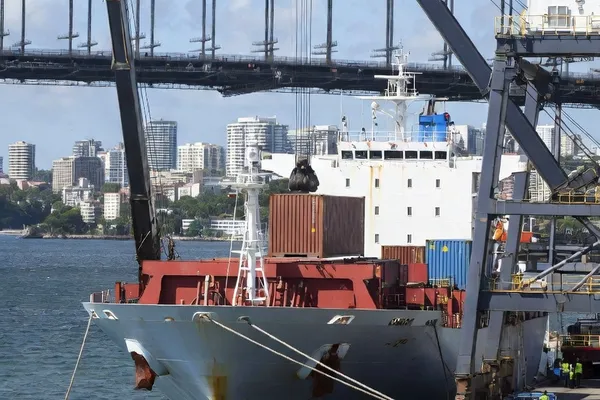 Logistics & Customs Costs